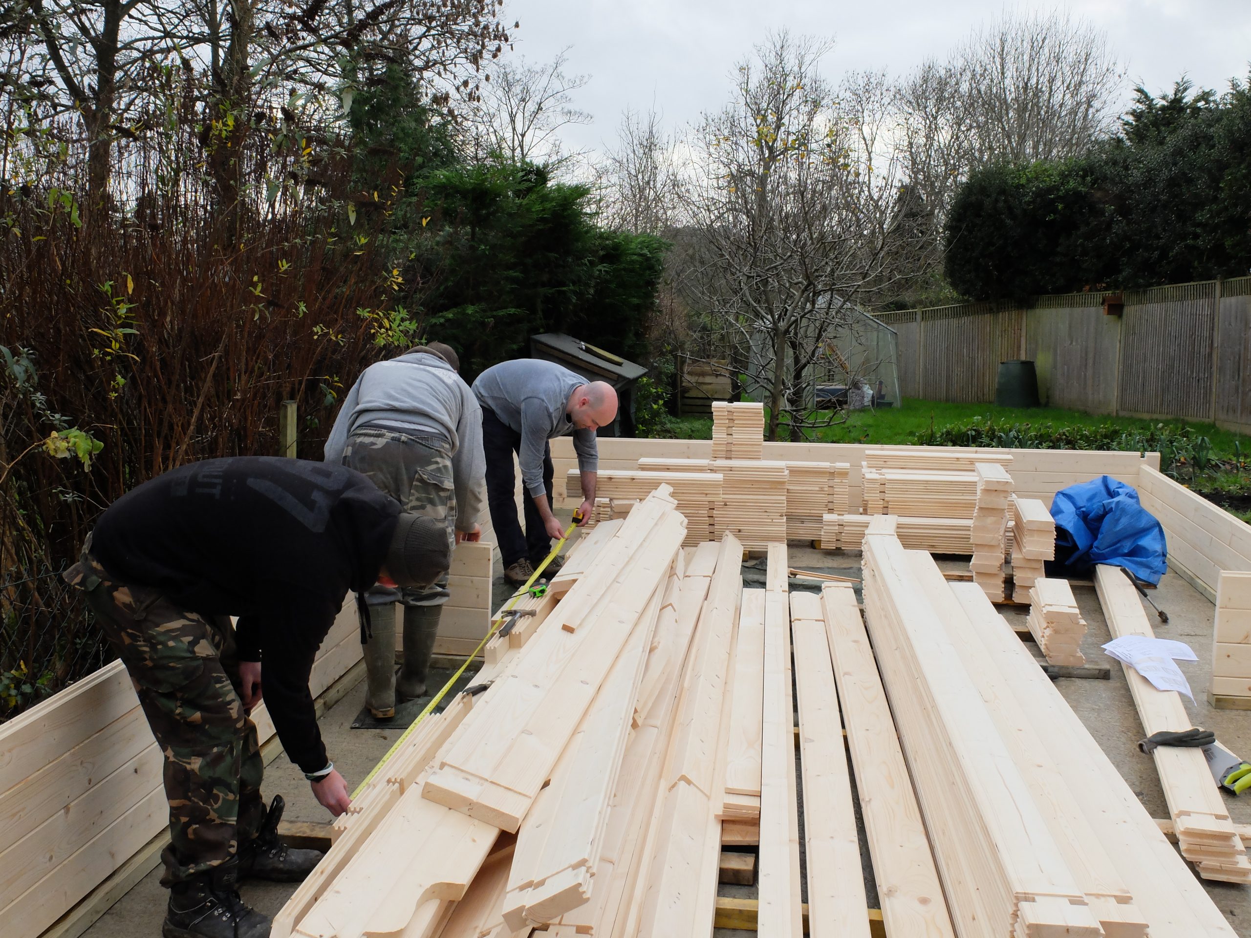 putting a log cabin together